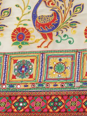Cream-Coloured & Green Bandhani Kutchi Embroidery Pure Georgette Bandhani Saree 3