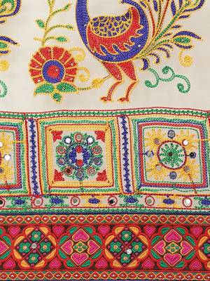 White & Orange Bandhani Kutchi Embroidery Pure Georgette Bandhani Saree 3