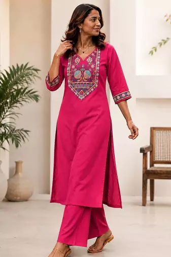 Cotton blend pink embroidered kurta with pant set for women