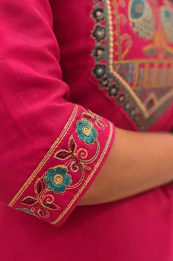 Cotton blend pink embroidered kurta with pant set for women