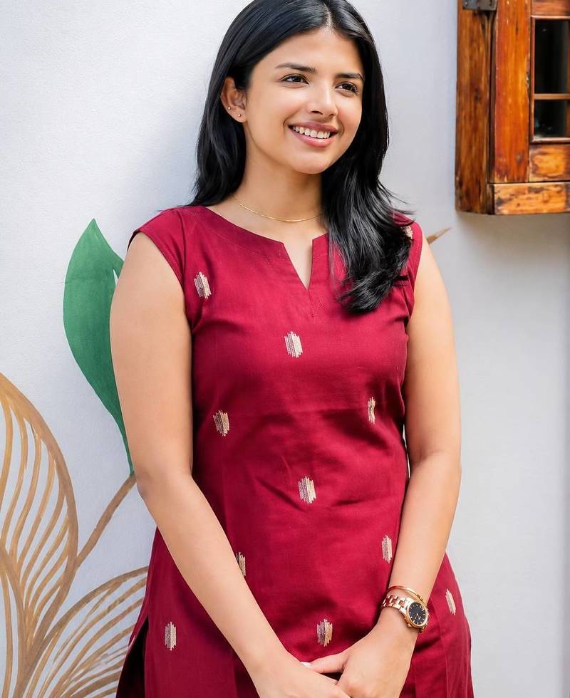 Cotton blend rose red printed kurta with pant set for women