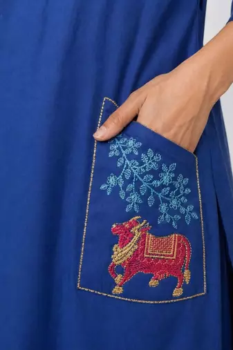 Slub cotton blue embroidered kurta with pant set for women