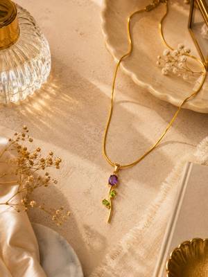 18K Gold Plated Stone Floral Pendant Necklace 1
