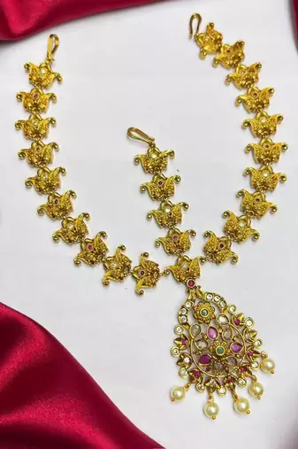 South Indian Bridal Maang Tikka, Matha Patti Headpiece,Kundan Pearl Maangtikka