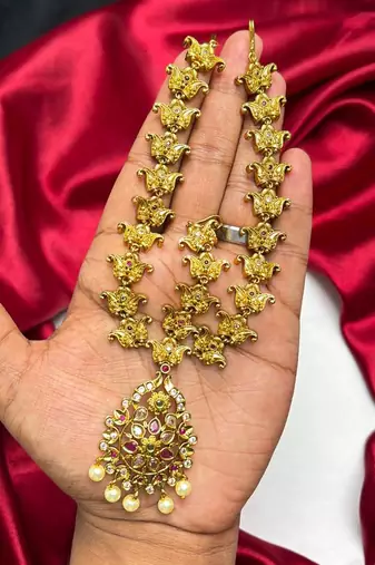 South Indian Bridal Maang Tikka, Matha Patti Headpiece,Kundan Pearl Maangtikka