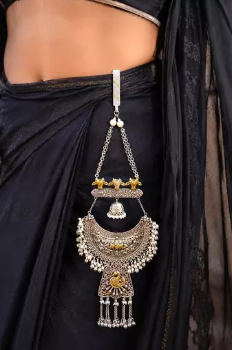 Oxidized Brass Silver Chabi Challa Saree Pin, Peacock Motif, Tribal Jewelry 