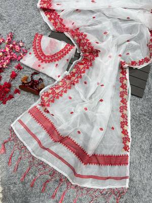 White color georgette embroidered saree with un-stitched blouse 5