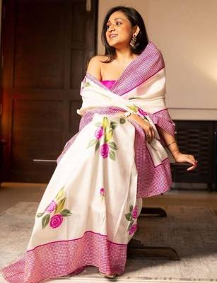 white & pink color linen printed zari border sarees 2
