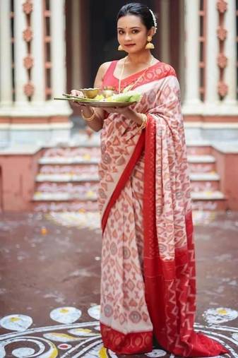white & red color linen digital printed durga pooja sarees