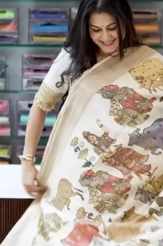off white color linen digital printed sarees