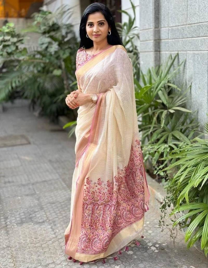 white pink color linen digital printed saree