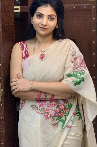 white maroon color linen digital printed saree