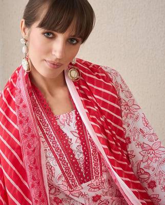 Women Floral Printed Regular Pure Cotton Kurta with Trousers & With Dupatta 3
