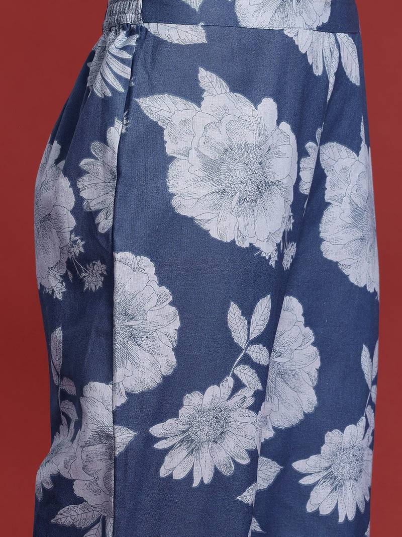 V-Neck Floral Printed Pleat Detailed Kurta with Trousers