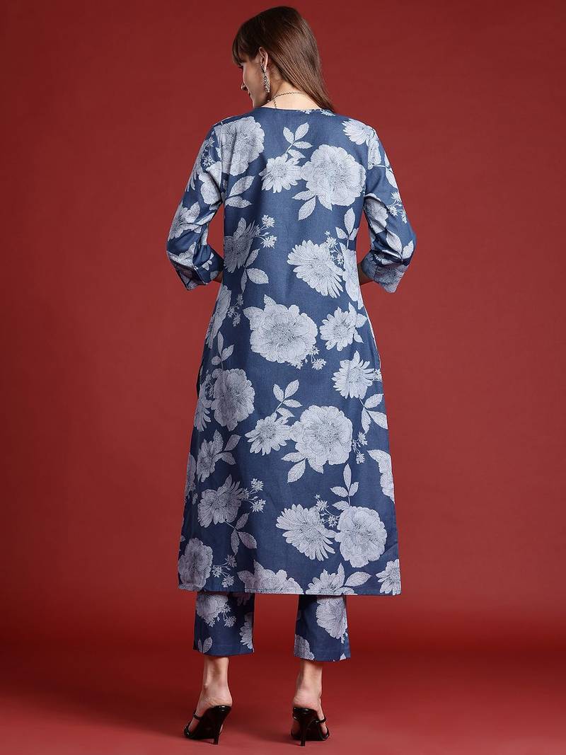 V-Neck Floral Printed Pleat Detailed Kurta with Trousers