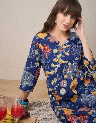 Women Floral Printed Regular Pure Cotton Kurta with Trousers 2