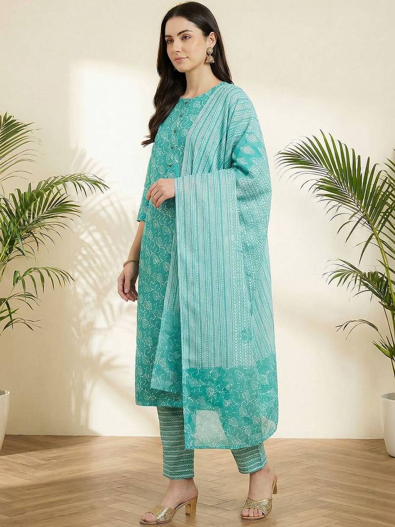 Women Floral Printed Regular Pure Cotton Kurta with Trousers & With Dupatta