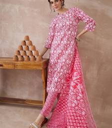 Women Floral Printed Regular  Cotton Kurta with Trousers & With Dupatta