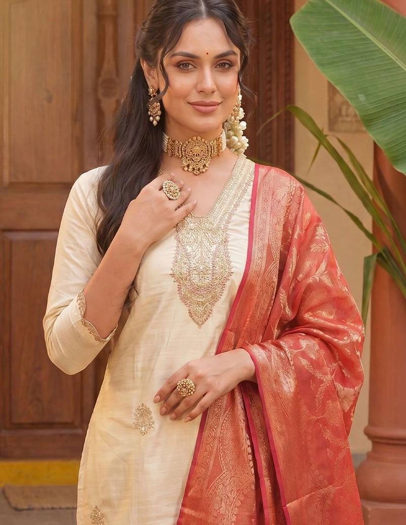 Women Ethnic Motifs Embroidered Regular Thread Work Kurta with Trousers & With Dupatta