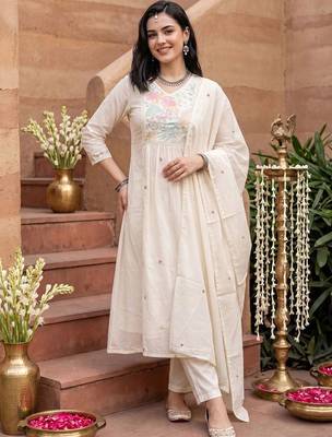 Women Floral Embroidered Empire Thread Work Pure Cotton Kurta with Trousers & With Dupatta 6