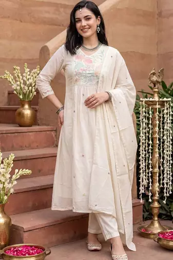 Women Floral Embroidered Empire Thread Work Pure Cotton Kurta with Trousers & With Dupatta