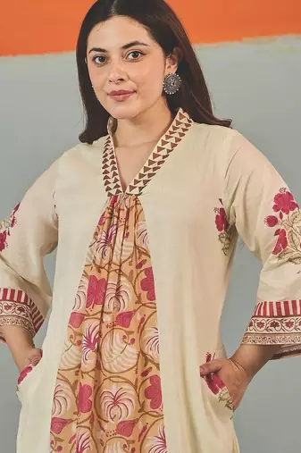Women Floral Printed Regular Pure Cotton Kurta with Trousers