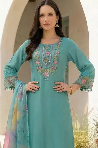 Women Floral Embroidered Regular Thread Work Kurta with Trousers & With Dupatta