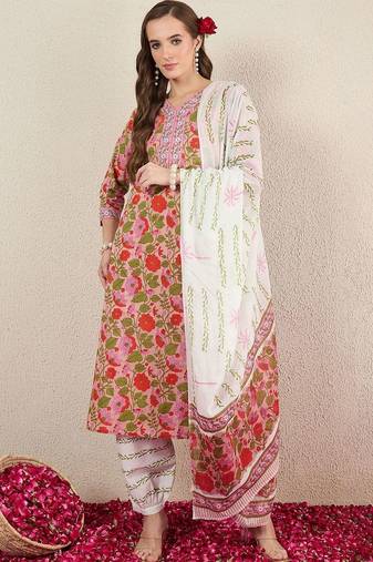 Women Floral Printed Regular Thread Work  Cotton Kurta with Trousers & With Dupatta