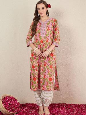 Women Floral Printed Regular Thread Work  Cotton Kurta with Trousers & With Dupatta 6