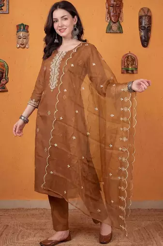 Women Ethnic Motifs Embroidered Thread Work Kurta With Trousers & Dupatta