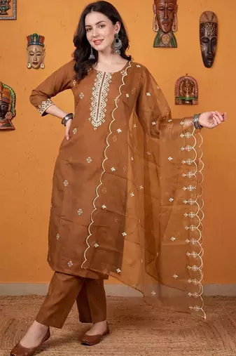 Women Ethnic Motifs Embroidered Thread Work Kurta With Trousers & Dupatta