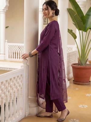 Women Ethnic Motifs Embroidered Regular Sequinned Kurta with Trousers & With Dupatta 3
