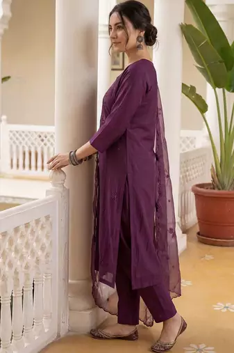 Women Ethnic Motifs Embroidered Regular Sequinned Kurta with Trousers & With Dupatta