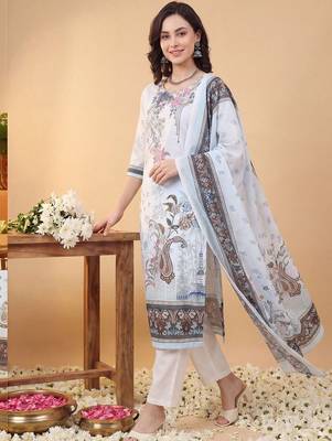 Women Floral Printed Regular Kurta with Trousers & With Dupatta 2