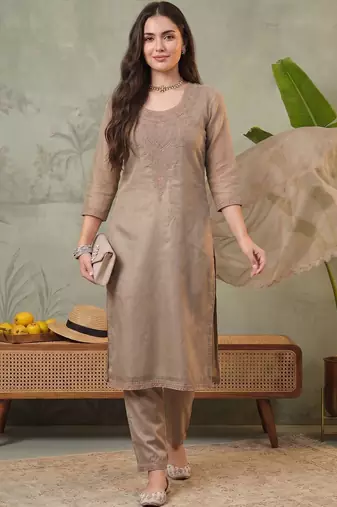 Women Ethnic Motifs Embroidered Regular Thread Work Kurta with Trousers & With Dupatta
