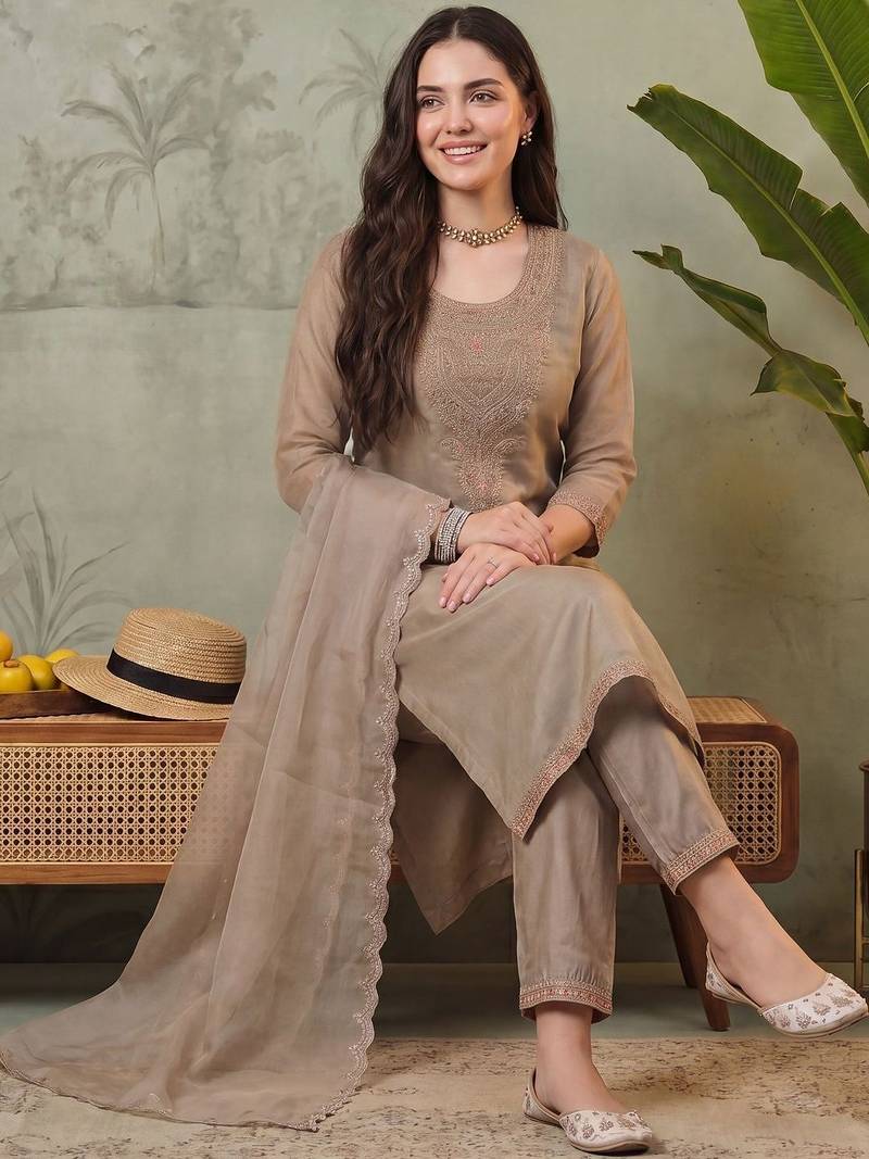 Women Ethnic Motifs Embroidered Regular Thread Work Kurta with Trousers & With Dupatta