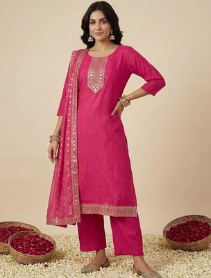 Women Ethnic Motifs Embroidered Regular Sequinned Kurta with Trousers & With Dupatta 1