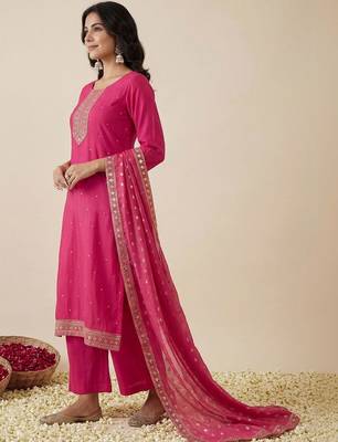 Women Ethnic Motifs Embroidered Regular Sequinned Kurta with Trousers & With Dupatta 3