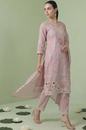 Women Floral Embroidered Regular Sequinned  Cotton Kurta with Trousers & With Dupatta