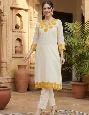 Women Floral Embroidered Regular Thread Work Pure Cotton Kurta with Trousers 6