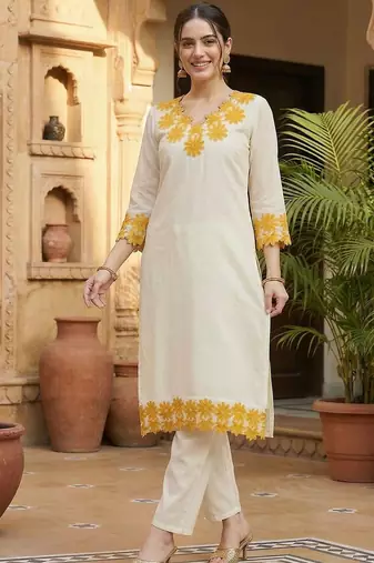 Women Floral Embroidered Regular Thread Work Pure Cotton Kurta with Trousers