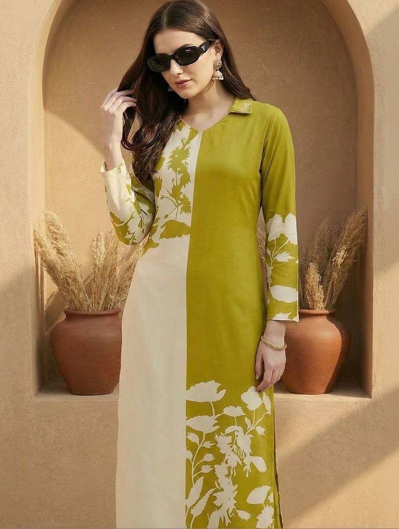Women Ethnic Motifs Printed Regular Thread Work Kurta with Palazzos