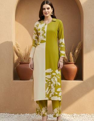 Women Ethnic Motifs Printed Regular Thread Work Kurta with Palazzos 5
