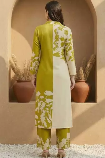 Women Ethnic Motifs Printed Regular Thread Work Kurta with Palazzos