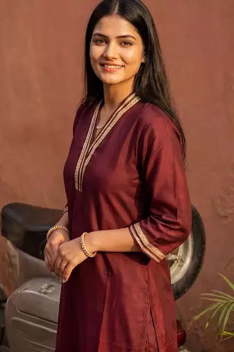 Women Regular Kurta with Trousers