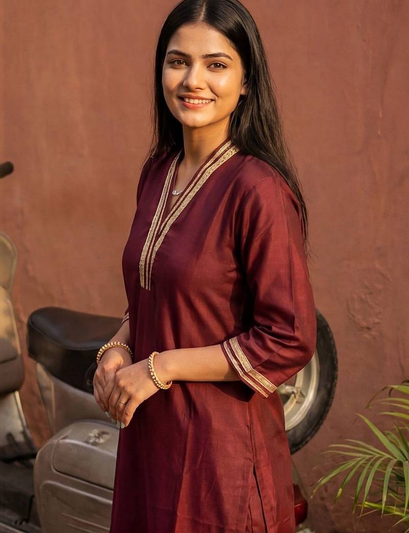 Women Regular Kurta with Trousers
