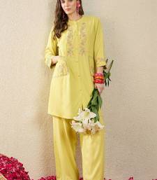 Women Floral Embroidered Regular Thread Work Kurta with Palazzos