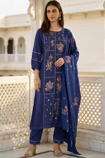 Women Floral Embroidered Regular Thread Work Kurta with Trousers & With Dupatta