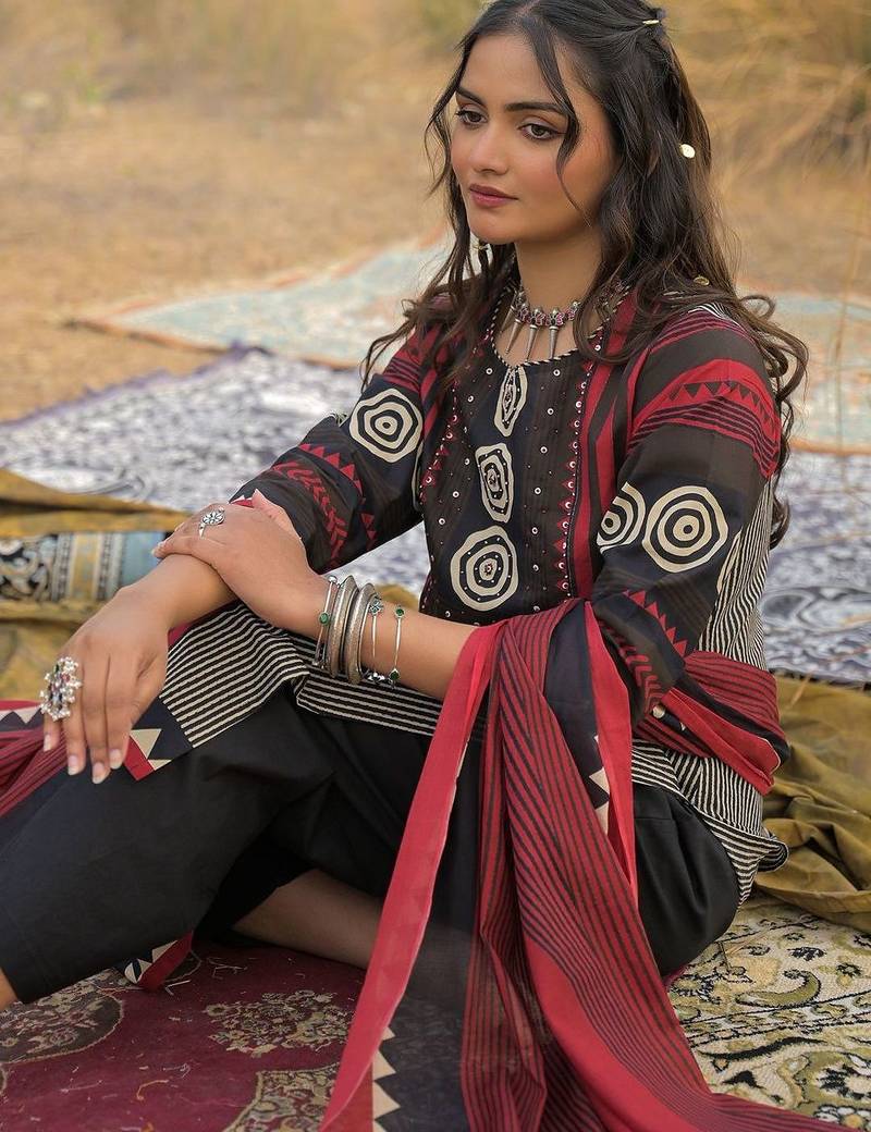 Red Printed Straight Kurta Trousers Dupatta Set Kurta Sets