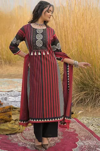 Red Printed Straight Kurta Trousers Dupatta Set Kurta Sets